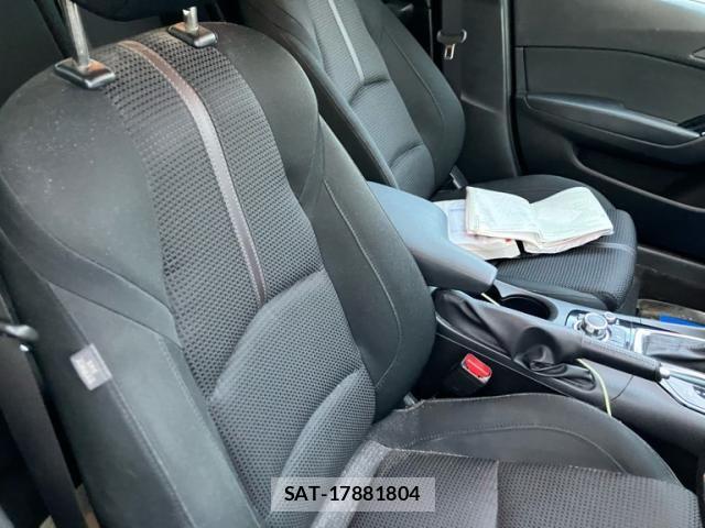 Mazda AXELA 2017-10 8562540-17