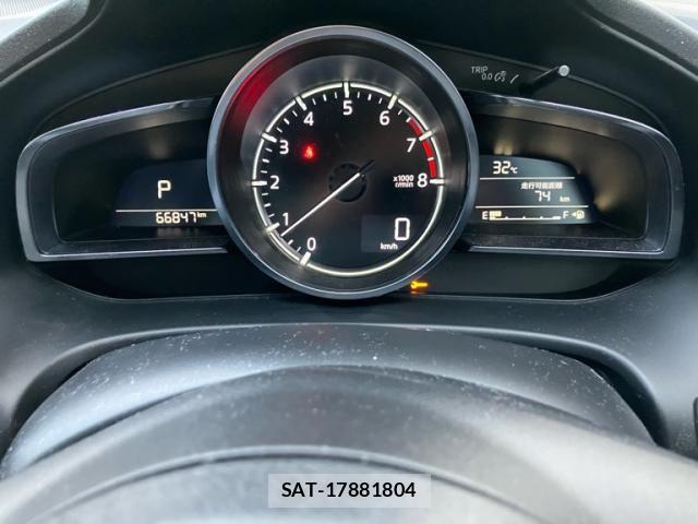 Mazda AXELA 2017-10 8562540-22
