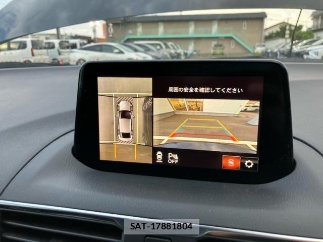Mazda AXELA 2017-10 8562540-26