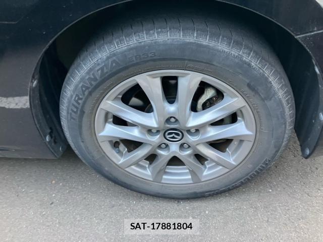Mazda AXELA 2017-10 8562540-3
