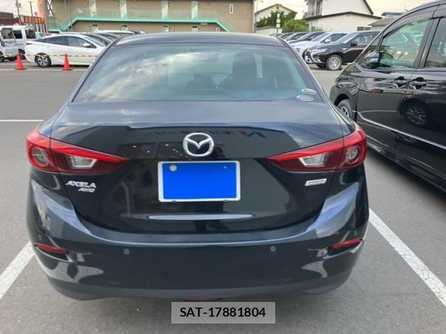 Mazda AXELA 2017-10 8562540-6