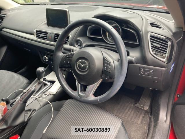 Mazda AXELA 2016-02 8562538-10