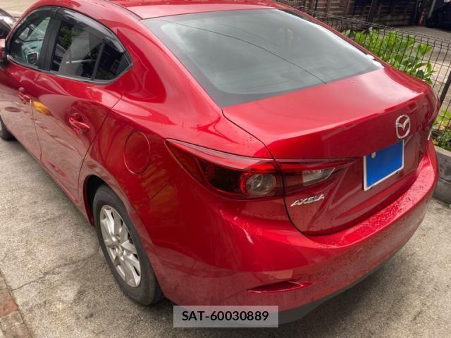 Mazda AXELA 2016-02 8562538-1