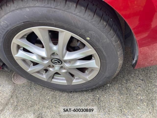 Mazda AXELA 2016-02 8562538-2