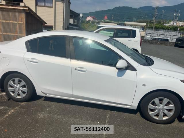 Mazda AXELA 2012-03 8562542-10
