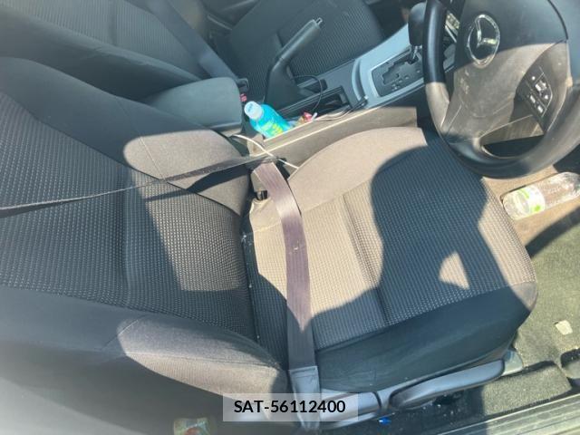 Mazda AXELA 2012-03 8562542-14