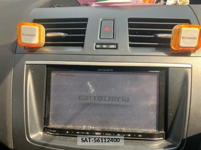 Mazda AXELA 2012-03 8562542-20