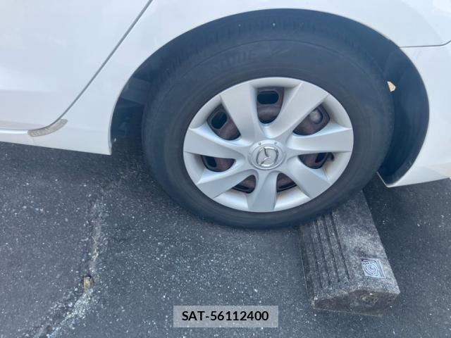 Mazda AXELA 2012-03 8562542-7