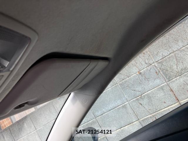 Mazda AXELA 2011-05 8660066-16