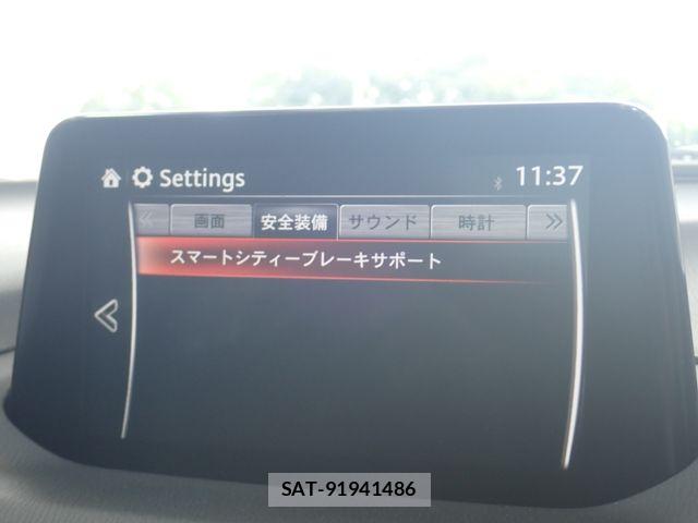Mazda AXELA 2017-02 8660063-17