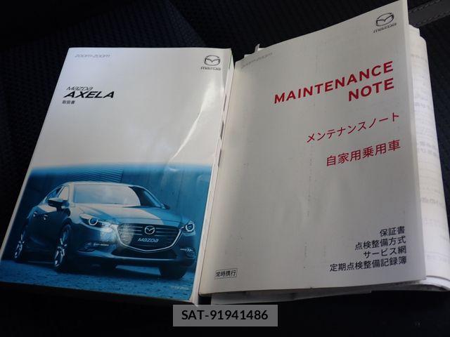 Mazda AXELA 2017-02 8660063-27