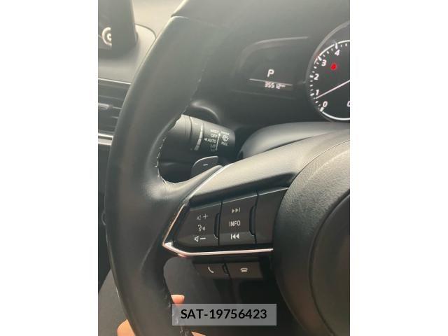 Mazda AXELA 2016-10 8796557-14