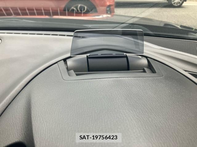 Mazda AXELA 2016-10 8796557-21