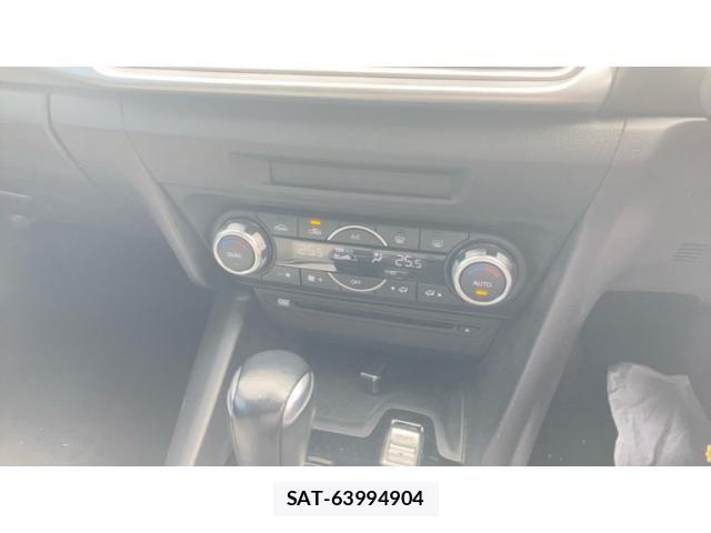 Mazda AXELA 2018-05 8830109-26