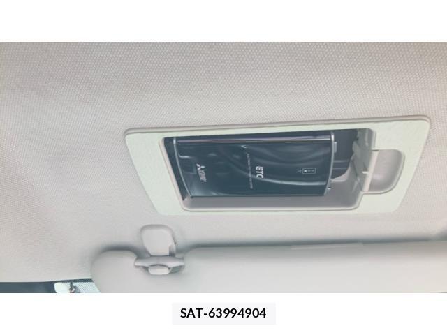 Mazda AXELA 2018-05 8830109-28