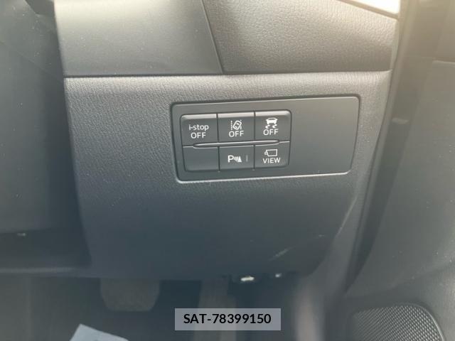 Mazda AXELA 2017-09 8849690-18