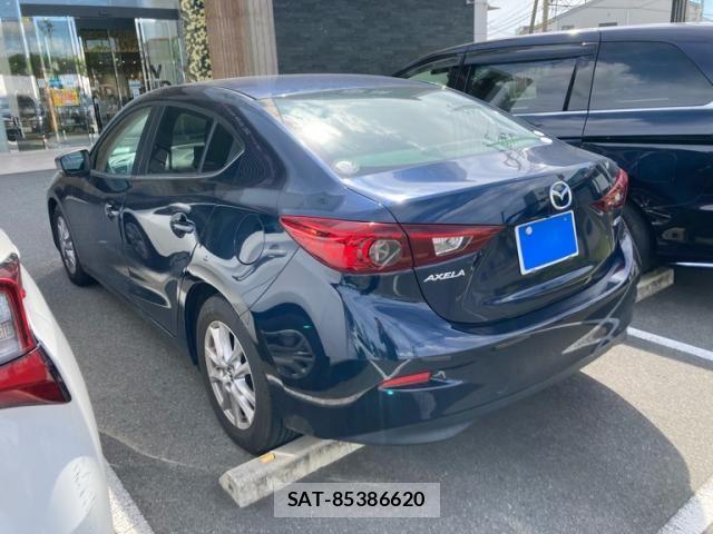 Mazda AXELA 2016-10 8880630-3
