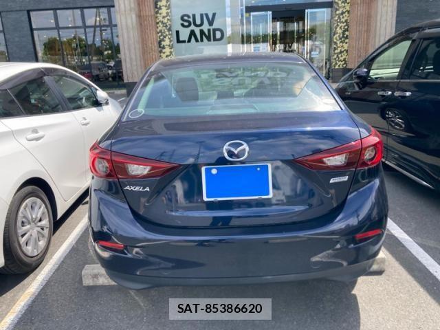 Mazda AXELA 2016-10 8880630-4