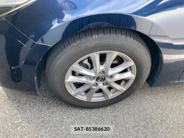 Mazda AXELA 2016-10 8880630-8