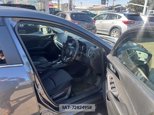 Mazda AXELA SPORT 2016-03 4755278-1