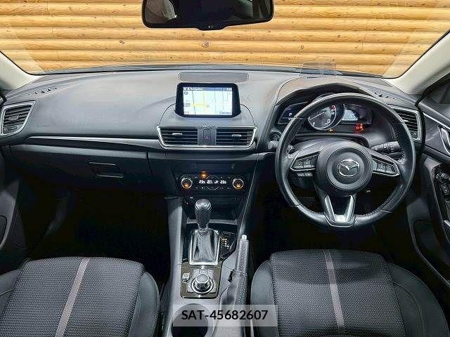 Mazda AXELA SPORT 2017-10 5871427-2