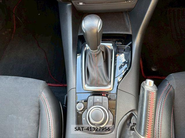 Mazda AXELA SPORT 2014-11 5871458-24