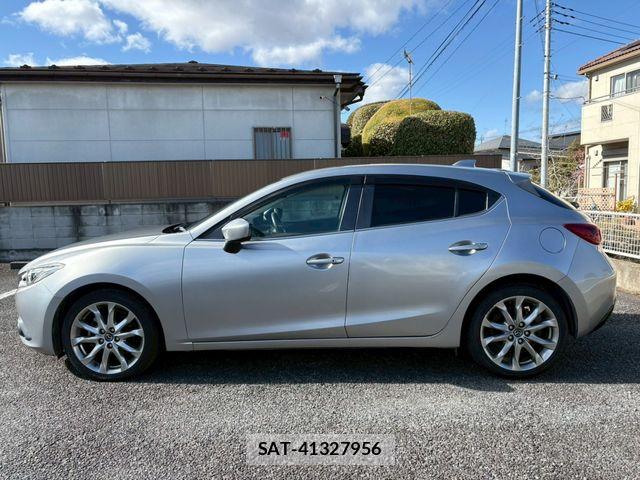 Mazda AXELA SPORT 2014-11 5871458-7