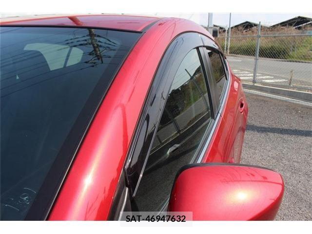 Mazda AXELA SPORT 2017-11 5871428-22