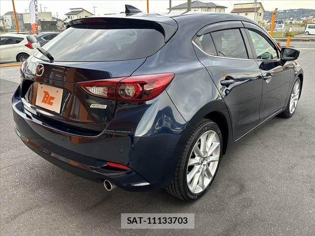 Mazda AXELA SPORT 2017-09 6012310-14