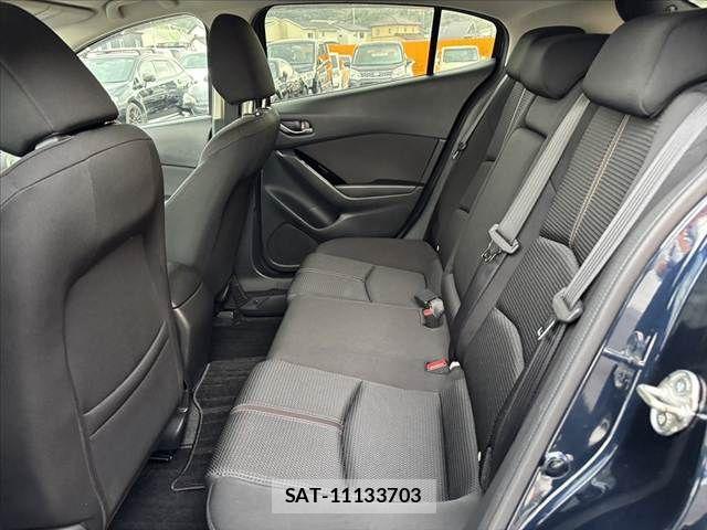 Mazda AXELA SPORT 2017-09 6012310-18