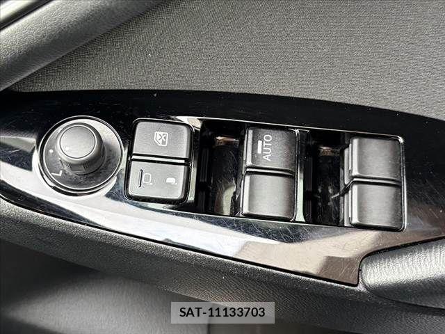Mazda AXELA SPORT 2017-09 6012310-25