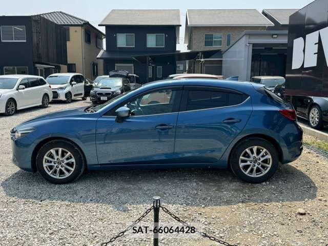 Mazda AXELA SPORT 2017-01 6012326-18