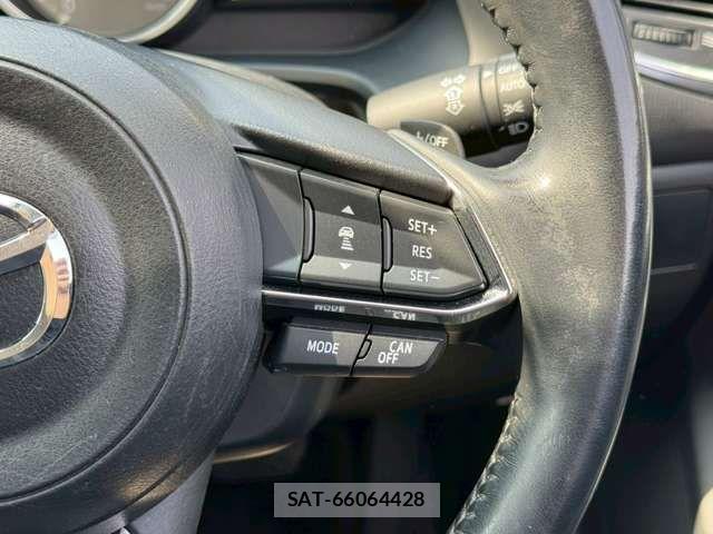 Mazda AXELA SPORT 2017-01 6012326-4