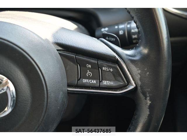 Mazda AXELA SPORT 2018-11 6012304-17