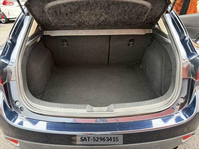 Mazda AXELA SPORT 2014-09 6012323-18