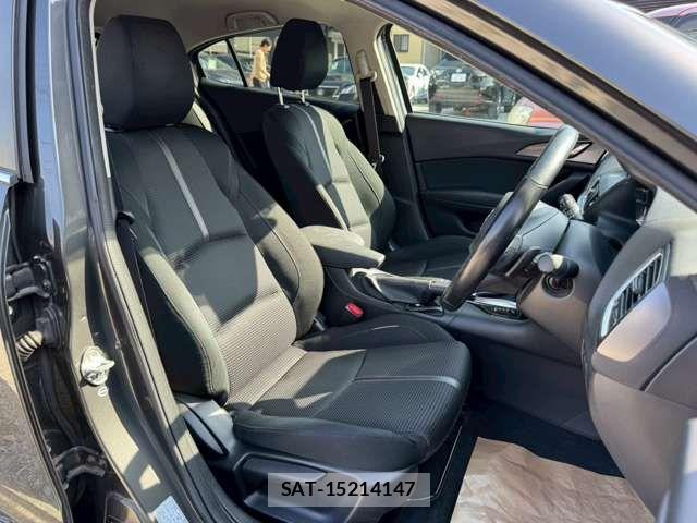 Mazda AXELA SPORT 2017-02 6216634-9