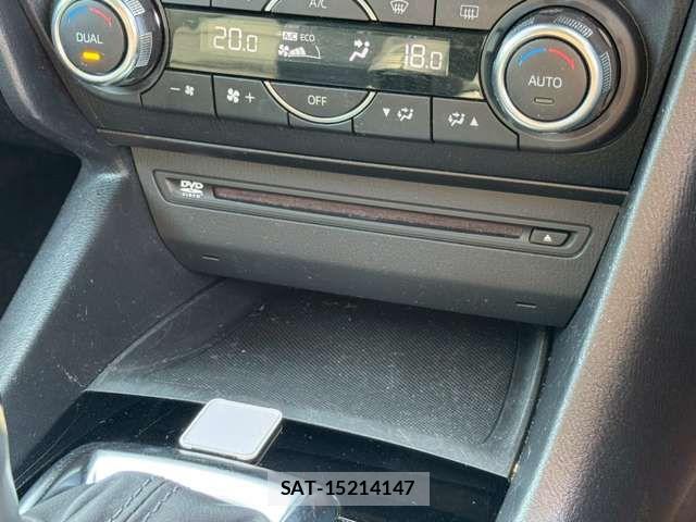 Mazda AXELA SPORT 2017-02 6216634-12