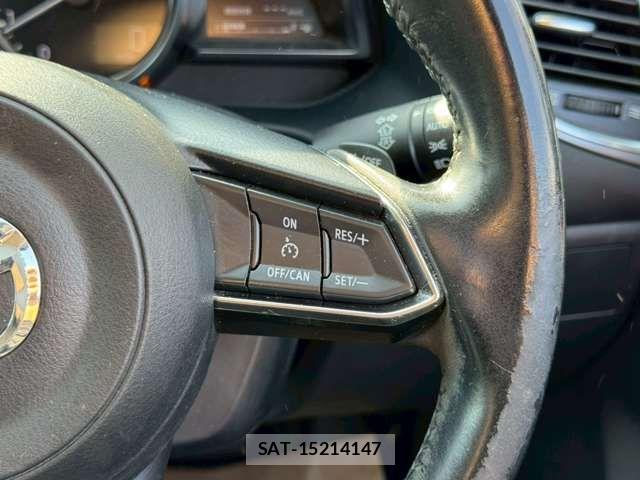 Mazda AXELA SPORT 2017-02 6216634-5