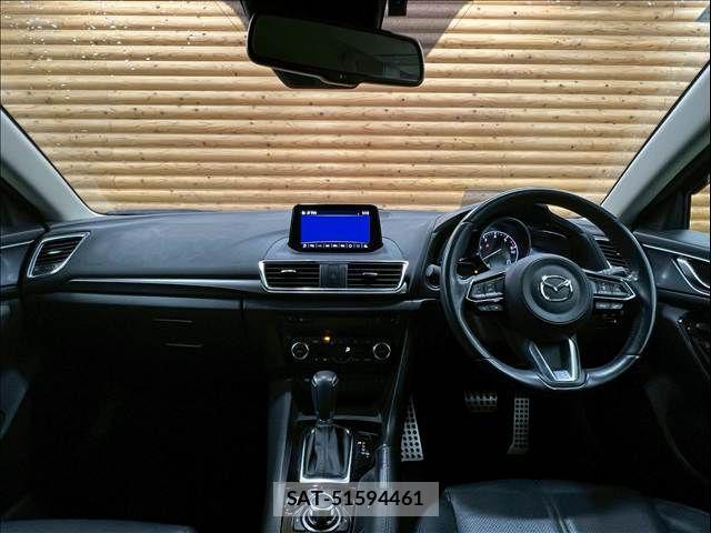 Mazda AXELA SPORT 2017-03 6216616-2