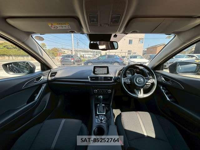 Mazda AXELA SPORT 2018-03 6216624-1