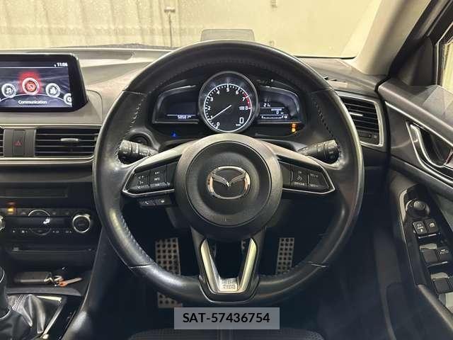 Mazda AXELA SPORT 2017-04 6216618-9