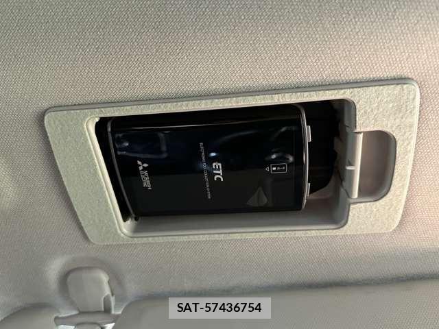 Mazda AXELA SPORT 2017-04 6216618-17