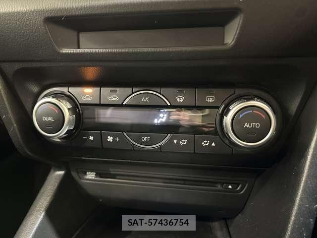 Mazda AXELA SPORT 2017-04 6216618-25