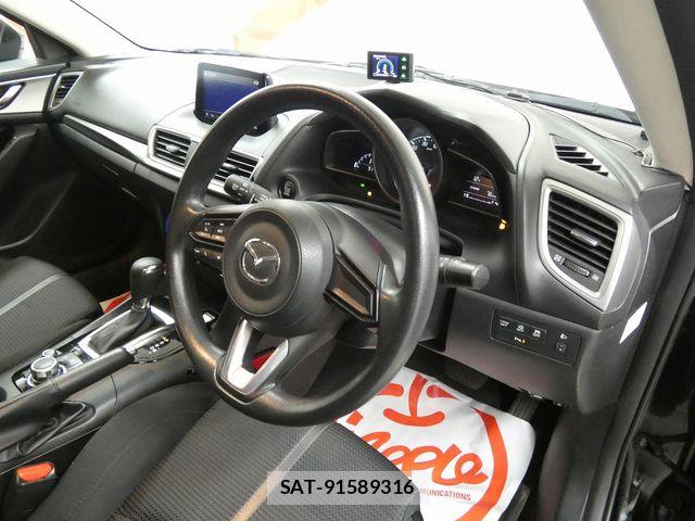 Mazda AXELA SPORT 2018-07 6499807-9
