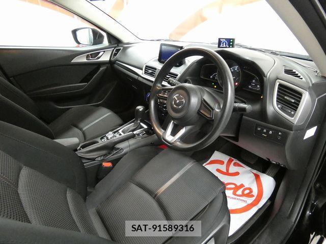 Mazda AXELA SPORT 2018-07 6499807-8