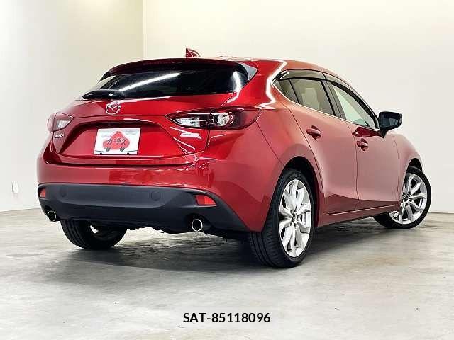 Mazda AXELA SPORT 2015-01 6499806-2