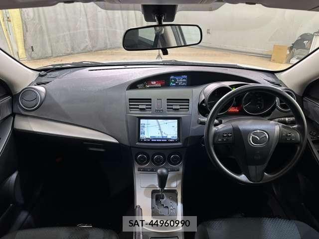 Mazda AXELA SPORT 2009-08 6613030-17