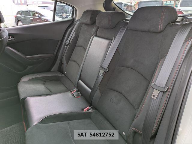 Mazda AXELA SPORT 2016-03 6672380-3