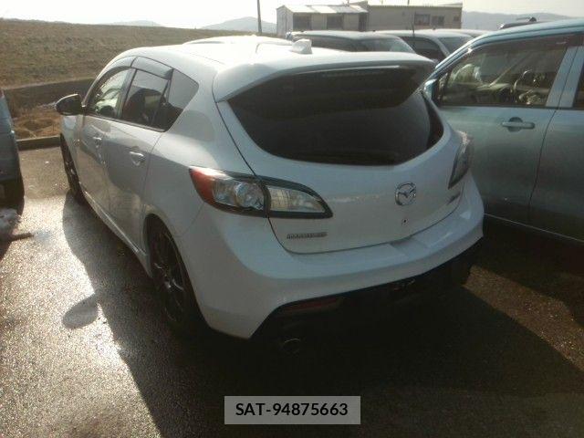 Mazda AXELA SPORT 2013-02 6672381-2