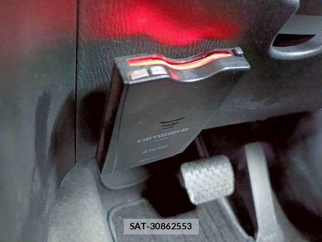 Mazda AXELA SPORT 2014-01 6672379-13